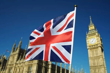 பிரித்தானியாவில் NHS மருத்துவமனையில் மாறிப்போன இரு பெண் குழந்தைகள்., 57 ஆண்டுகளுக்கு பிறகு இழப்பீடு கோரிக்கை