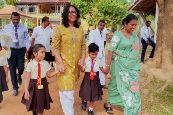 குழந்தைகளுக்கு தரமான கல்வி வழங்கும் வழங்குவதே அரசாங்கத்தின் நோக்கம் ; ஹரிணி உறுதி | Govt Commitme Providing Quality Education Children