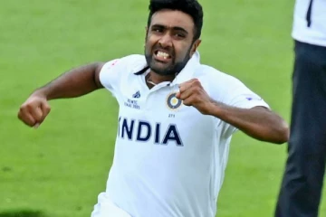 விளையாடாமலே கெத்து காட்டும் அஸ்வின்! ஐசிசி வெளியிட்ட டாப் 10 பந்து வீச்சாளர் பட்டியல்: முதலிடம் யாருக்கு தெரியுமா?