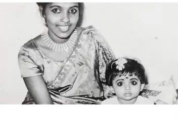 இந்த அழகிய குழந்தை யாருனு தெரியுதா? 90'களில் கலக்கிய முன்னணி நடிகை!