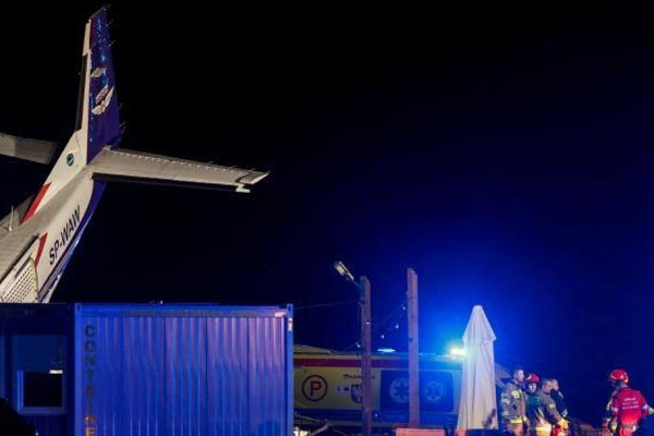 போலந்து விமான விபத்தில் ஐவர் பலி | Five Killed In Polish Plane Crash
