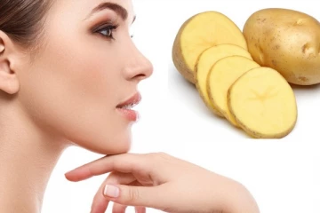 சரும பிரச்சனைகளுக்கு தீர்வு தரும் உருளைக்கிழங்கு! இப்படி பயன்படுத்தி பாருங்க