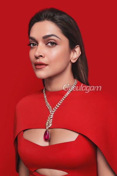 மிகப்பெரிய சம்பளத்தை நிராகரித்தது ஏன்? அட்லீ படத்தில் நடிக்கும் தீபிகா படுகோன் சொன்ன காரணம் | Deepika Padukone On Rejecting Huge Salary Films மிகப்பெரிய சம்பளத்தை நிராகரித்தது ஏன்? அட்லீ படத்தில் நடிக்கும் தீபிகா படுகோன் சொன்ன காரணம் | Deepika Padukone On Rejecting Huge Salary Films