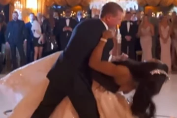 மகிழ்ச்சியாக டான்ஸ் ஆடிய திருமண ஜோடி… நொடியில் உறவினர்களுக்கு காத்திருந்த அதிர்ச்சி