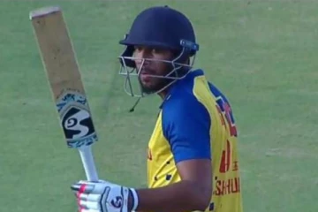 ஐ.பி.எல் - முக்கிய அணியை குறி வைத்து காய்நகர்த்தல்,  தமிழக வீரர் ஷாருக் கானின் மெகா பிளான் இதுதானா?