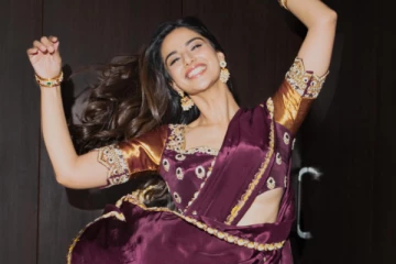 நடிகை மீனாட்சி சவுத்ரி தாவணியில் அழகிய போட்டோஷூட்