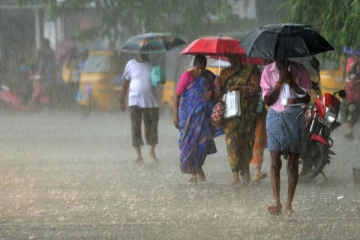 வளிமண்டல கீழடுக்கு சுழற்சியால் இன்று 20 மாவட்டங்களில் மழை- வானிலை மையம்