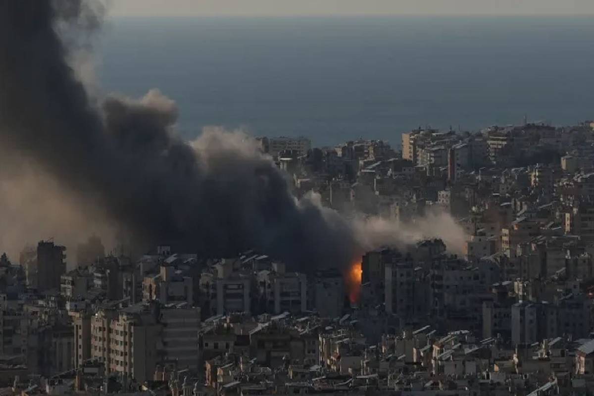 ஹிஸ்புல்லா இலக்குகள் மீது இஸ்ரேல் தாக்குதல் ; 19 இலங்கையர்கள் பாதுகாப்பாக மீட்பு | Israel Hezbollah 19 Sri Lankans Rescued Safely