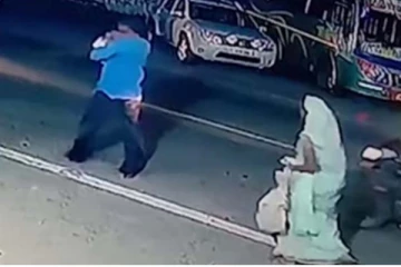 நள்ளிரவில் 5 மாத குழந்தையை அசால்ட்டாக கடத்தி செல்லும் தம்பதி: பரபரப்பான காட்சி