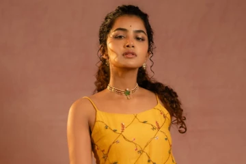 அனுபமா பரமேஸ்வரன் அழகிய போட்டோஷூட்