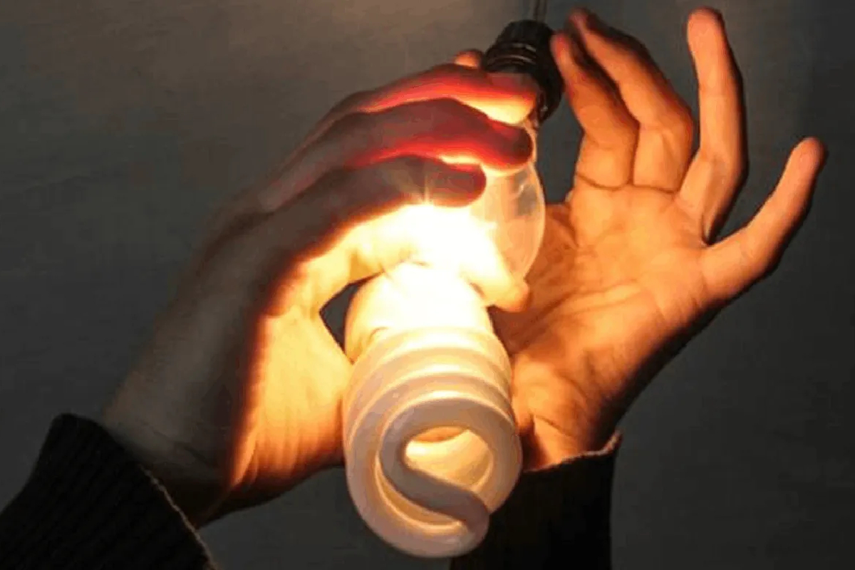 பல பகுதிகளில் மின் விநியோகம் மீண்டும் வழமைக்கு! | Power Supply Restored To Normal In Many Areas