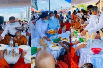 පාස්කු ප්රහාරයේ අහිමිවු ජිවිත සිහිකරමින් අද අරගල භූමියේ සිදුකල විශේෂ දේ මෙන්න...(VIDEO)(PHOTOS)