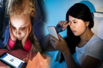 தூங்கும்போது ஏன் மொபைல் போன் வைத்திருக்கக் கூடாது? கட்டாயம் தெரிஞ்சிக்கோங்க