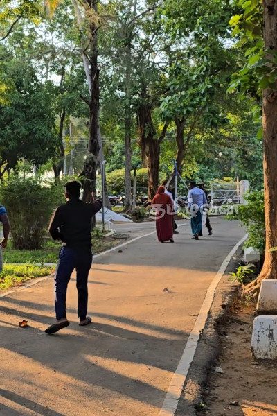 பொலிஸ் நிலையக்கூட்டத்தில் வாய்த்தகராறு : கால்நடை வளர்ப்பாளர்கள் வெளியேற்றம்! | Erbal Altercation At A Police Station Meeting பொலிஸ் நிலையக்கூட்டத்தில் வாய்த்தகராறு : கால்நடை வளர்ப்பாளர்கள் வெளியேற்றம்! | Erbal Altercation At A Police Station Meeting