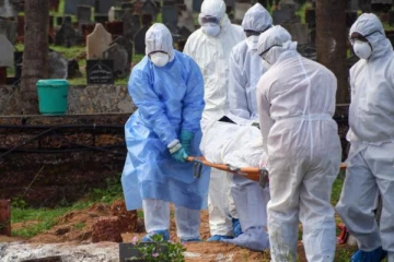 கொழும்பு தேசிய வைத்தியசாலை பிரேத அறையில்: தேங்கியிருந்த 26 சடலங்கள் ஓட்டமாவடியில் அடக்கம்!