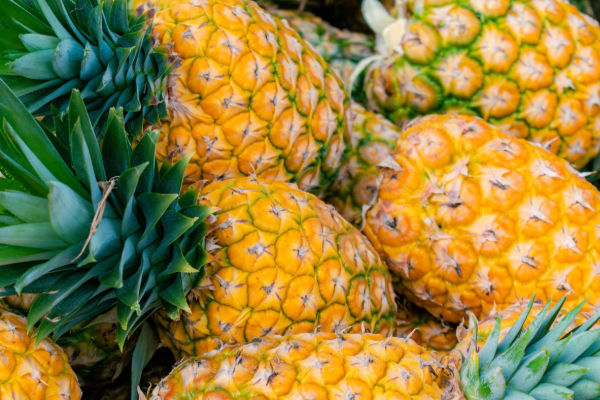 කවුද හිතුවේ අන්නාසි කෑවට මෙහෙම දෙයක් - දන්නවා නම් කන්නත් බය වෙයි | What Really Happens When You Eat Pineapple