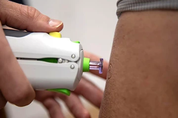 ஊசியே இல்லாத கோவிட்-19 தடுப்பூசி! பிரித்தானியாவில் சோதனை தொடக்கம்