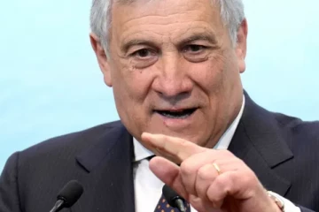 புலம்பெயர்தல் தொடர்பில் பிரான்ஸ் கூறிய விமர்சனம்: இரு நாடுகளுக்கிடையிலான உறவில் விரிசல்