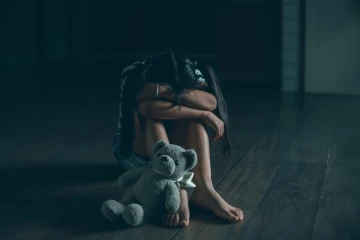 நாட்டை உலுக்கிய கொடூரம்; 32 நபர்களால் வன்கொடுமை செய்யப்பட்ட சிறுமி! பொலிஸார் எச்சரிக்கை