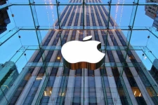 பல்லாயிரக்கணக்கான அப்பிளிக்கேஷன்களை நீக்கியது ஆப்பிள்: அதிர்ச்சியில் பயனர்கள்