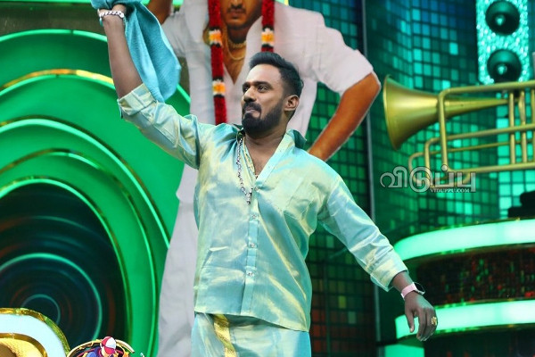 நிக்க கூட தெம்பில்லாமல் இருக்கிறார் ரோபோ சங்கர்!! பயில்வான் சொன்னதை உண்மை என்று உளறிய பிரபலம்.. | Robo Shankars Friend The Truth About His Health