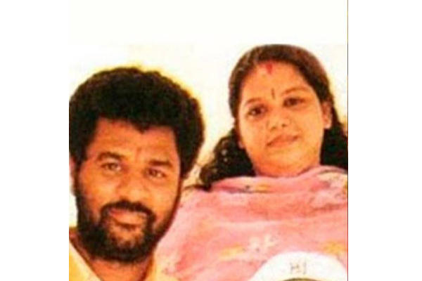 தனுஷ் - ஐஸ்வர்யா போல விவகாரத்தில் முடிந்த பிரபலங்களின் வாழ்க்கை ! யார் யார் தெரியுமா? | Divoreced Star People Cases