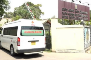 கொழும்பு வைத்தியசாலையில் வரிசையில் நின்ற இருவர் திடீர் மரணம்