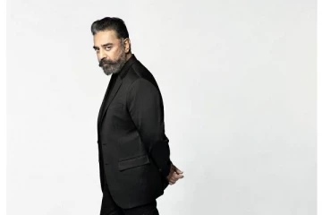 கட்டுப்போட்ட கையுடன் கமலை வாழ்த்த சென்ற ரோபோ ஷங்கர், ரசிகர்களிடம் பரவி வரும் போட்டோ..