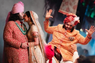 5000 கோடி செலவில் நடைபெற்ற ஆனந்த் அம்பானி திருமணத்தை முன் நின்று நடத்தியவர் யார் தெரியுமா?