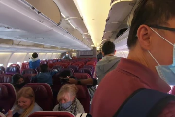 பயணி ஒருவரால் நடுவானில் திருப்பி விடப்பட்ட விமானம்!