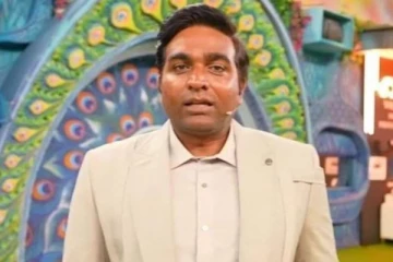 பிக் பாஸ் 8 தொகுத்து வழங்க விஜய் சேதுபதி வாங்கிய சம்பளம்.. அடேங்கப்பா இத்தனை கோடியா