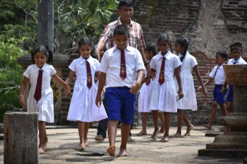 இன்று  முதல் அனைத்து பாடசாலைகளும் ஆரம்பம்