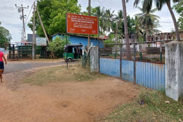 வவுனியாவில் குப்பையை எரித்ததால் ஏற்பட்ட அசம்பாவிதம்! | Fire Accident Caused Burning Garbage In Vavuniya