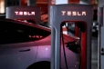 ஐரோப்பாவில் எலோன் மஸ்கால் டெஸ்லா விற்பனை கடும் வீழ்ச்சி