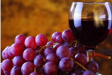 கிறிஸ்துமஸ் ஸ்பெஷல்: திராட்சை ஒயினை வீட்டிலேயே செய்வது எப்படி? வாங்க தெரிந்து கொள்வோம்!