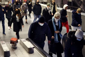 Omicron பேரழிவை ஏற்படுத்தும்! பிரித்தானியாவின் உயர்மட்ட விஞ்ஞானி எச்சரிக்கை