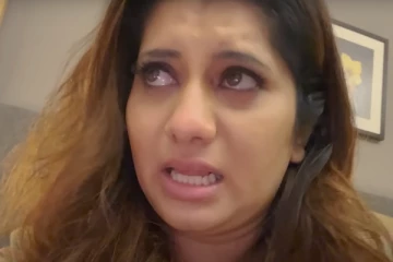 கண்கலங்கி பேசிய விஜய் டிவி பிரியங்கா! பிக் பாஸ் போனதே தப்பு, ஆனால்..