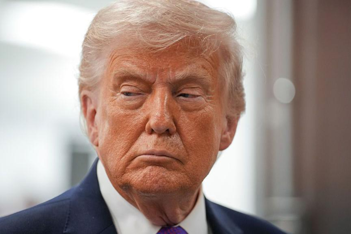 ஈரான் மீதான தாக்குதல் தொடர்பில் எவரும் எதிர்பாராத அறிவிப்பை வெளியிட்ட ட்ரம்ப்! | Trump Announced A 5 Day Pause In Attacks On Iran