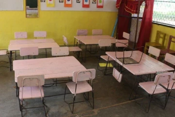 பாடசாலை ஒன்றில் இரவில் அரங்கேற்றப்பட்ட சம்பவத்தால் அதிர்ச்சி