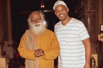 அவரைப் போல் எதன் மீதும் ஈர்ப்பில்லாமல் வாழ விரும்புகிறேன்: வில் ஸ்மித்