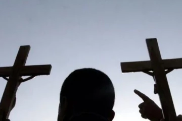 கடவுளை காண்பதற்காக காட்டில் உண்ணாவிரதமிருந்த 15 பேருக்கு நேர்ந்த நிலை!