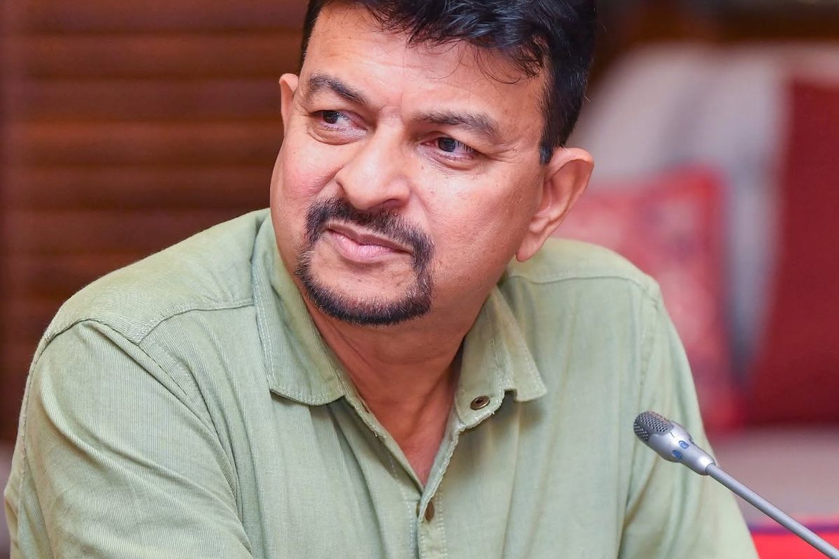 போதைப்பொருள் வழக்கில் சிக்கியவரை ஹெலிகாப்டரில் சென்று காப்பாற்றிய மகிந்த | Mahinda Rescues Man Involved Drug Case Helicopter
