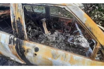 கணவனை காரில் வைத்து எரித்து கொன்ற மனைவி! திரைப்பட பாணியில் குடும்பமே பிளான் பண்ணி செய்த கொடூர கொலை.