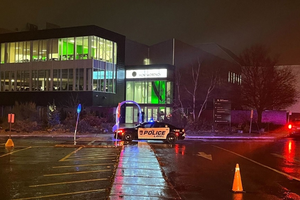 கனடா - லாவல் கல்லூரி வெளியில் துப்பாக்கிச் சூடு | Canada Shots Fired Outside Laval College