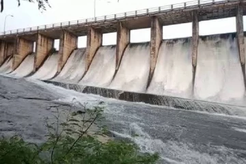 අධික වර්ෂාවත් සමඟ රාජාංගනය ජලාශයේ වාන් දොරටු ඇරෙයි