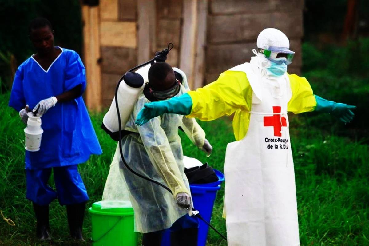 காங்கோவில் மீண்டும் எபோலா வைரஸின் தாண்டவம்: 65 பேர் பலி | Ebola Virus Outbreak In Congo Kills 65 People