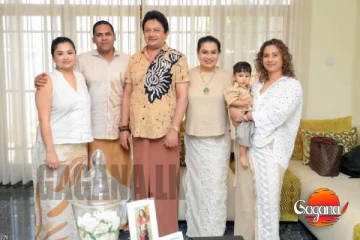 මල්ෂා සමග හරීන් අවුරුදු සමරපු හැටි මෙන්න! (PHOTOS)