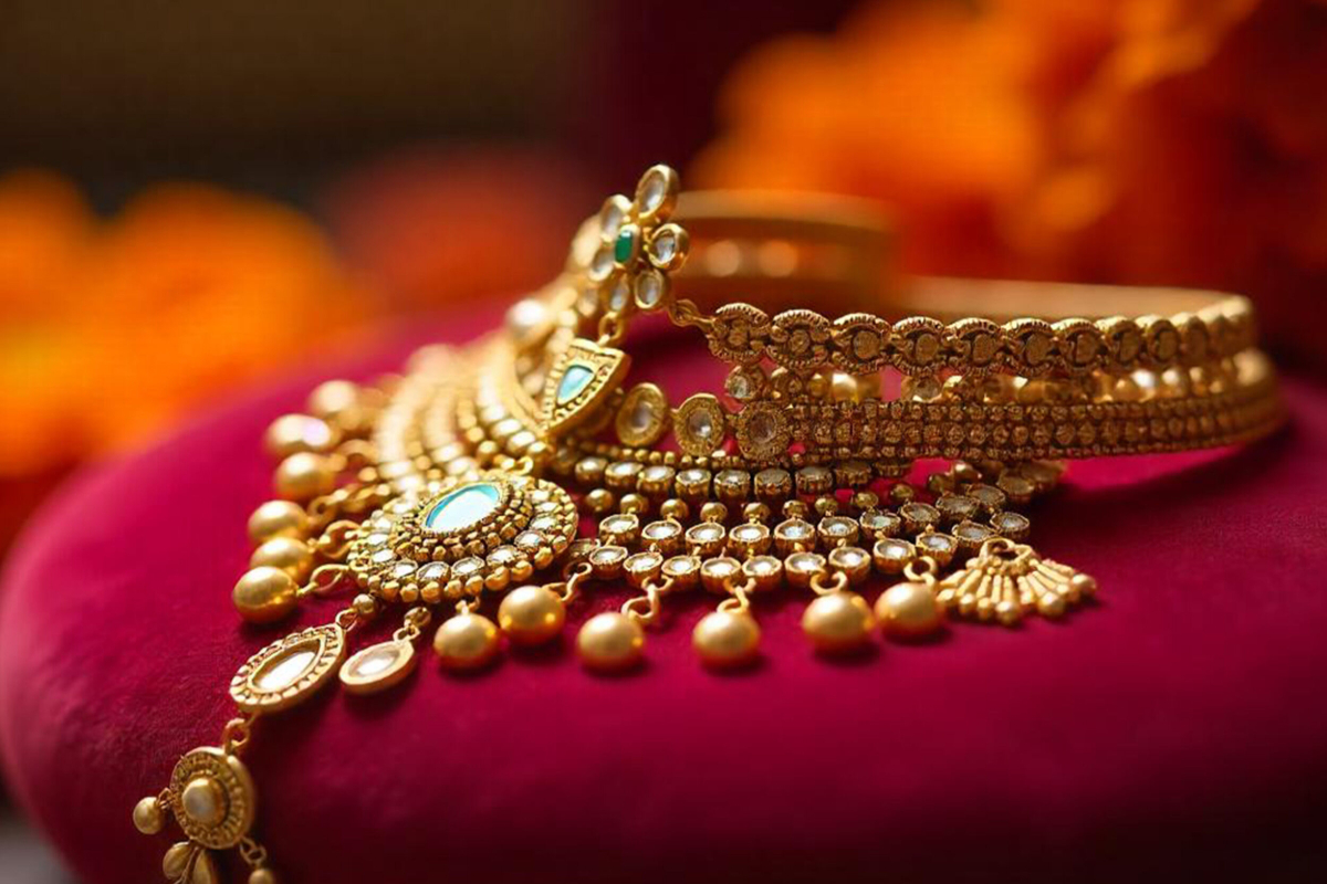 திருமணமான பெண்கள் தவறியும் இந்த நகைகளை அணியக் கூடாதாம் | Things Married Women Shouldnt Wear In Sashtra Rule