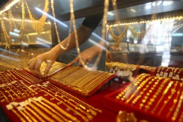 வெளிநாட்டிலிருந்து தங்க நகை அணிந்து இலங்கை வருவோருக்கு அவசர அறிவுறுத்தல்