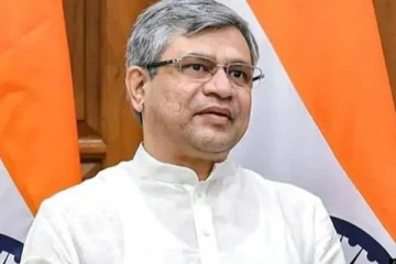 ரயில்வே பணியாளர்கள் தமிழைக் கற்றுக்கொள்ள வேண்டும் - மத்தியமைச்சர் அஸ்வினி வைஷ்னவ்